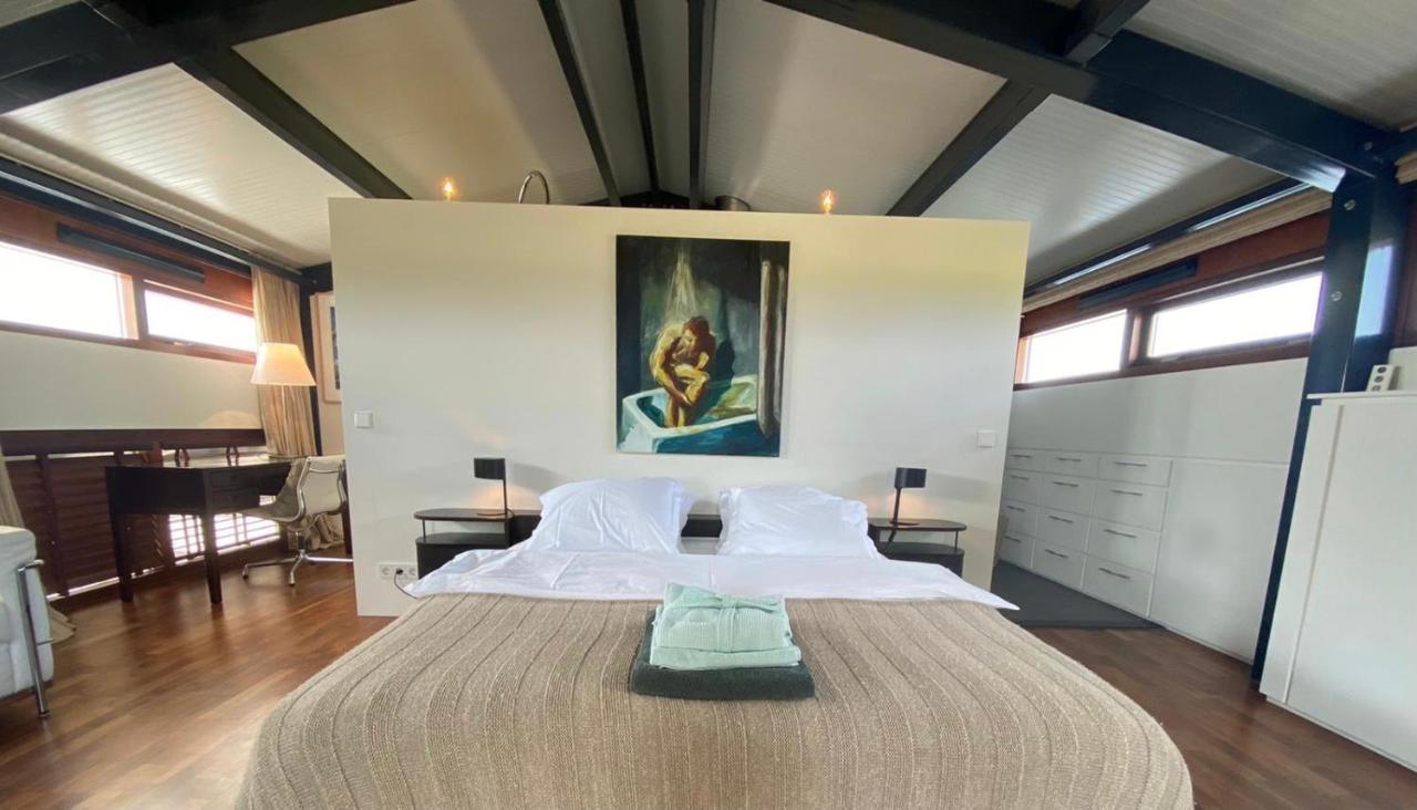 Hestar Husid, Het Luxe Paardenhuis Весп Экстерьер фото